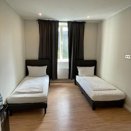 Ahoi Hostel 함브루크 외부 사진