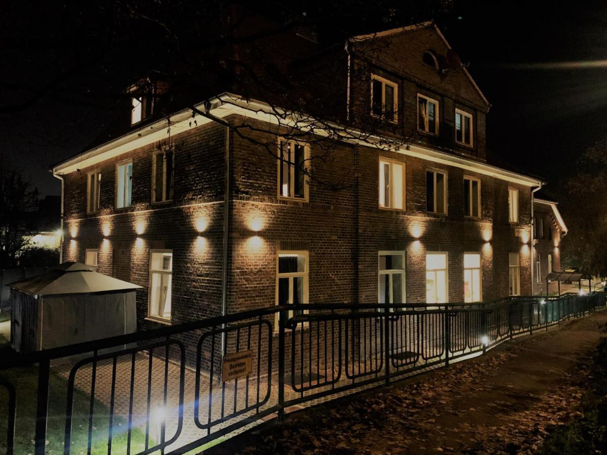 Ahoi Hostel 함브루크 외부 사진