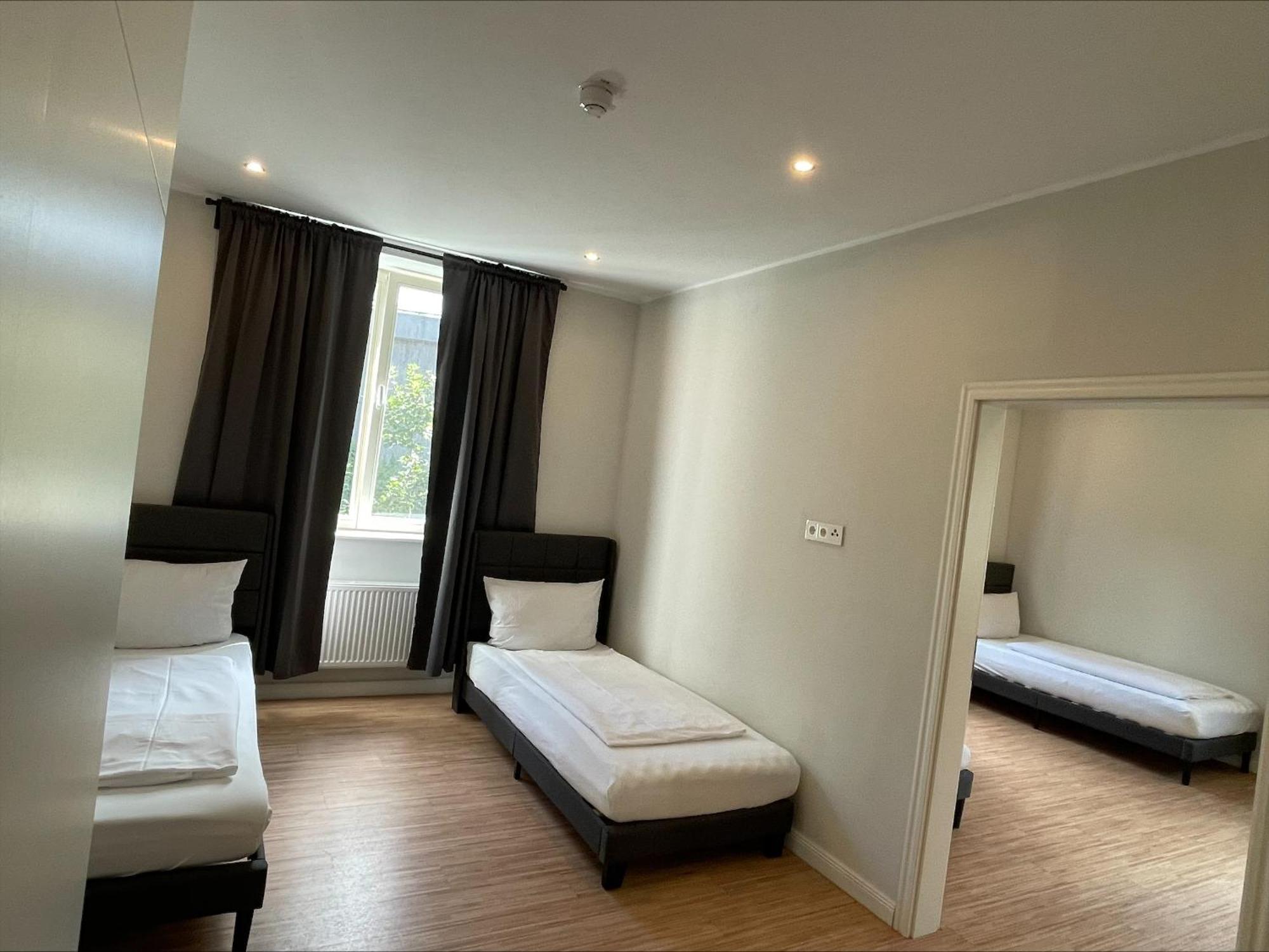Ahoi Hostel 함브루크 외부 사진
